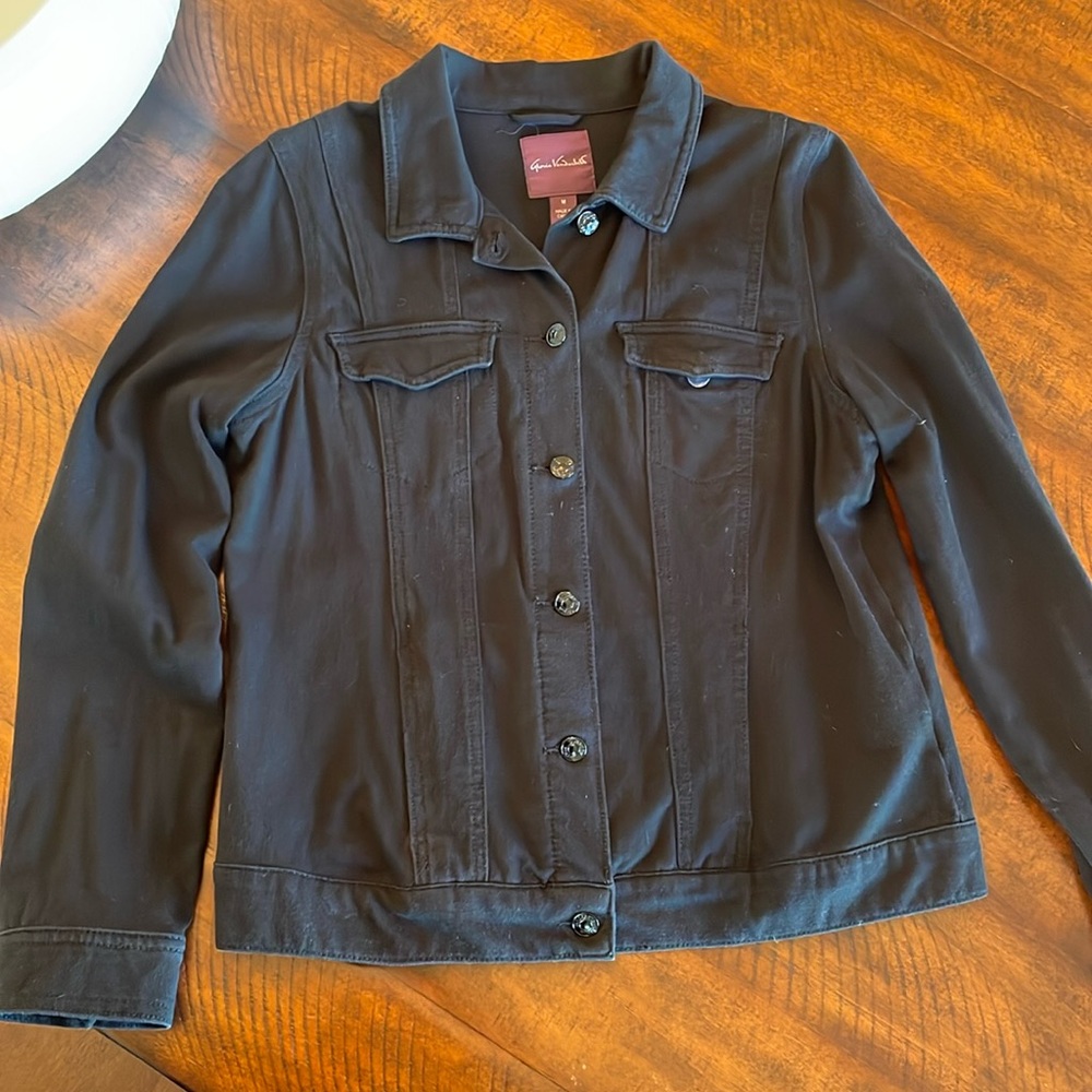 Black short Gloria Vanderbilt jacket /size medium